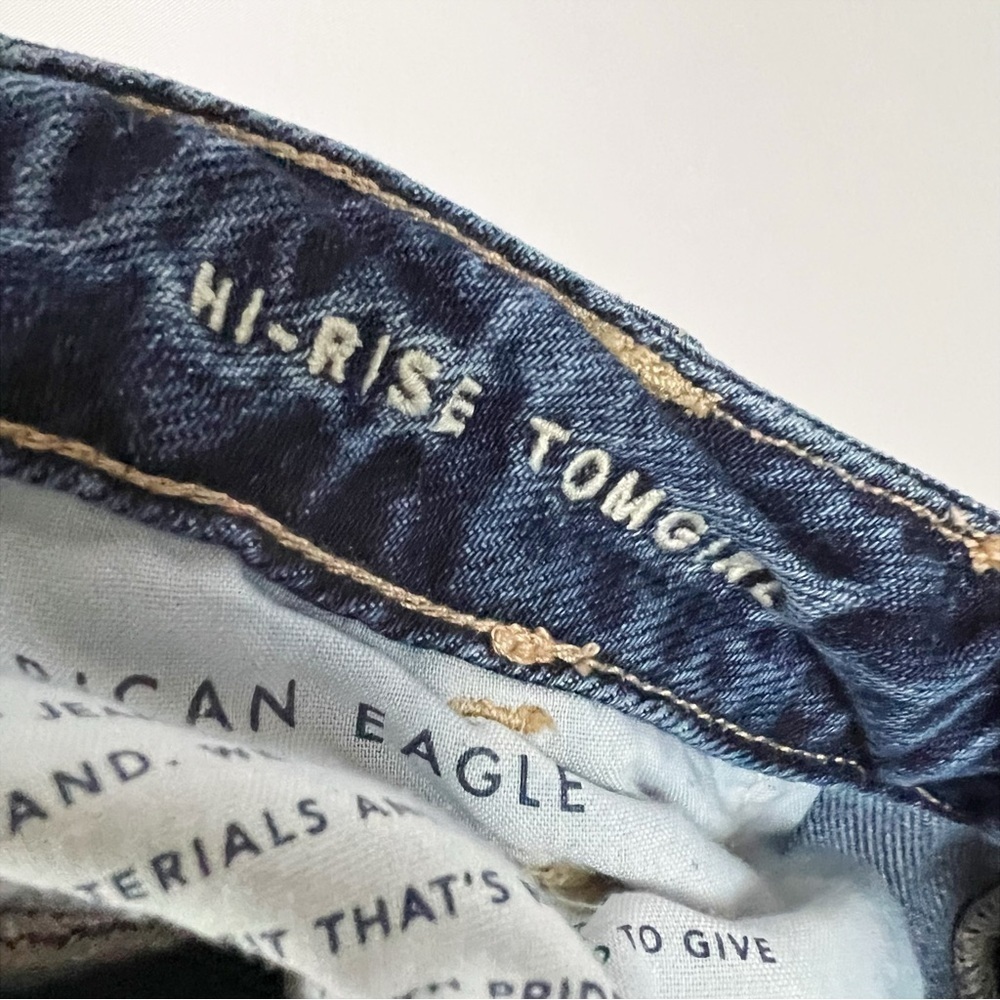 NWT‎ American Eagle Hi-Rise Tomgirl Dark Vintage Jeans - Picture 3 of 8